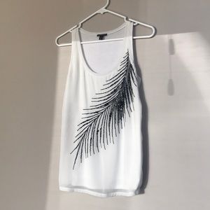 Express tank with beaded feather